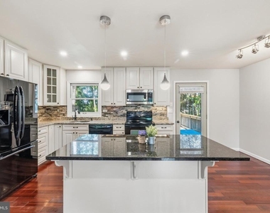 301 Wicomico Road - Photo Thumbnail 13