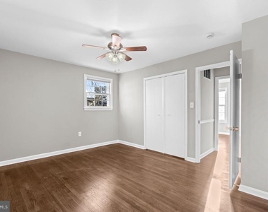 11904 N Marlton Avenue - Photo Thumbnail 17