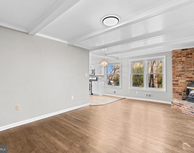 11904 N Marlton Avenue - Photo Thumbnail 15