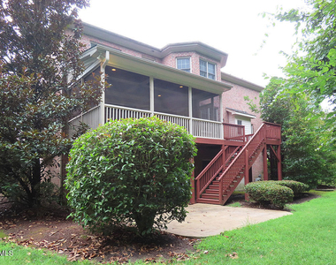 122 Edgewood Drive - Photo Thumbnail 28