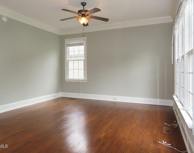 122 Edgewood Drive - Photo Thumbnail 1