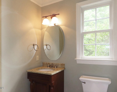 122 Edgewood Drive - Photo Thumbnail 20