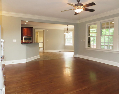 122 Edgewood Drive - Photo Thumbnail 6