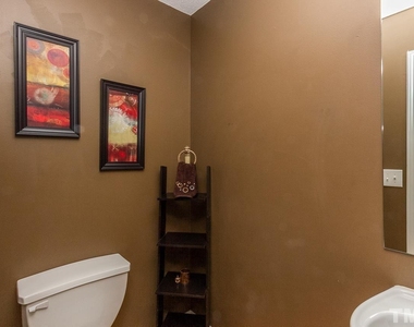 9128 Colony Village Lane - Photo Thumbnail 18
