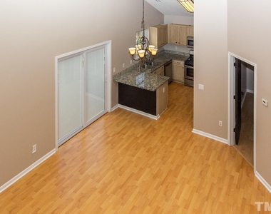 9128 Colony Village Lane - Photo Thumbnail 3