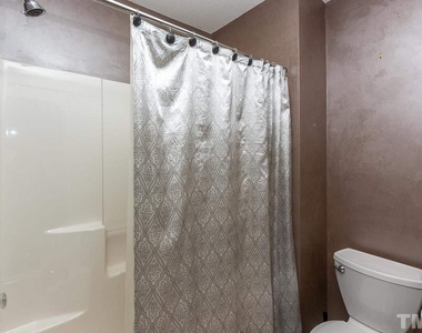 9128 Colony Village Lane - Photo Thumbnail 17