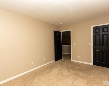 9128 Colony Village Lane - Photo Thumbnail 15