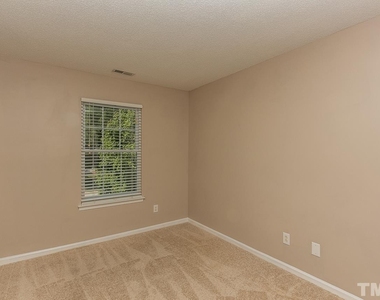 9128 Colony Village Lane - Photo Thumbnail 10