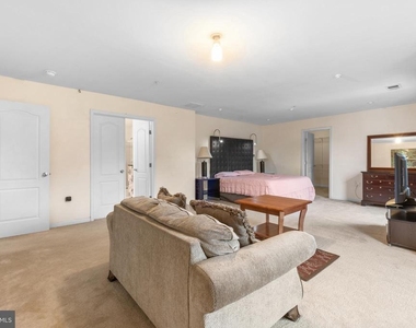 10107 Mike Road - Photo Thumbnail 3