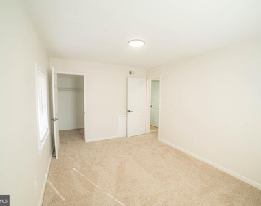 2409 Greeley Place - Photo Thumbnail 21