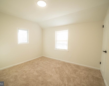 2409 Greeley Place - Photo Thumbnail 15
