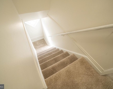 2409 Greeley Place - Photo Thumbnail 11