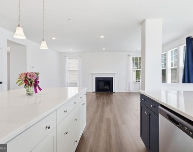 11907 Prospect View Avenue - Photo Thumbnail 13