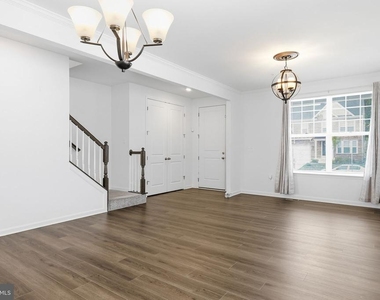 11907 Prospect View Avenue - Photo Thumbnail 4