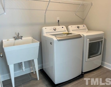 2237 Jollay Street - Photo Thumbnail 15