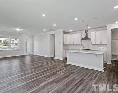 2237 Jollay Street - Photo Thumbnail 9