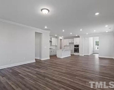 2237 Jollay Street - Photo Thumbnail 4