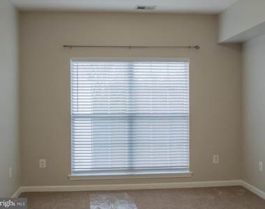 15620 Everglade Lane - Photo Thumbnail 6