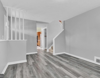 402 Kerby Hill Road - Photo Thumbnail 12
