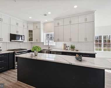 10640 Gross Lane - Photo Thumbnail 5