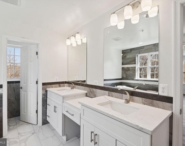 10640 Gross Lane - Photo Thumbnail 13