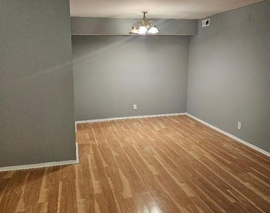 3936 Stone Gate Drive - Photo Thumbnail 15