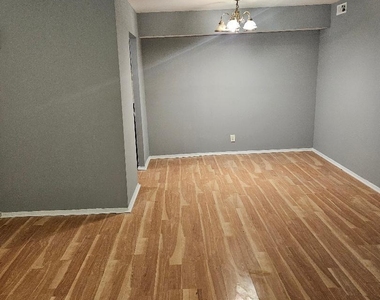3936 Stone Gate Drive - Photo Thumbnail 11