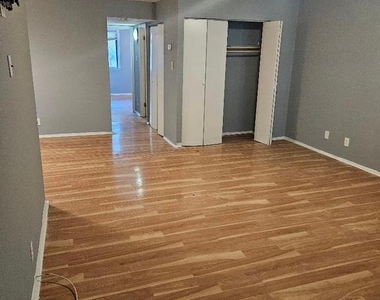 3936 Stone Gate Drive - Photo Thumbnail 12