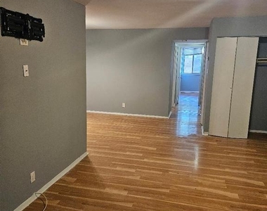 3936 Stone Gate Drive - Photo Thumbnail 10