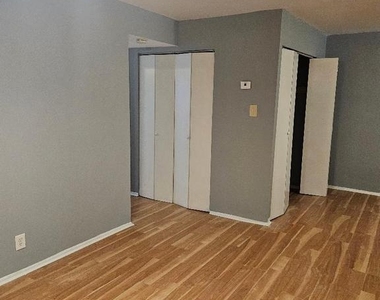 3936 Stone Gate Drive - Photo Thumbnail 20