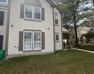 306 Hillside Terrace - Photo Thumbnail 2