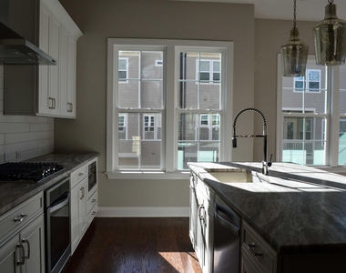804 Bankston Woods Way - Photo Thumbnail 8