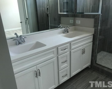 804 Bankston Woods Way - Photo Thumbnail 19