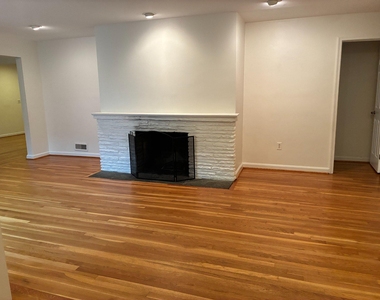 5311 Sangamore Road - Photo Thumbnail 2