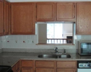 13671 Cedar Creek Lane - Photo Thumbnail 17