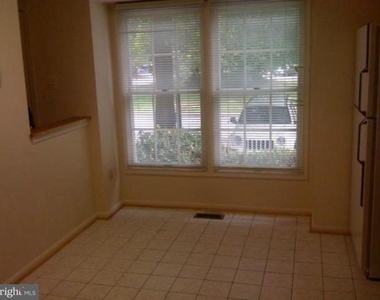 13671 Cedar Creek Lane - Photo Thumbnail 4