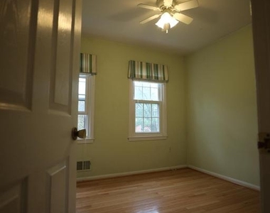 10052 Colebrook Avenue - Photo Thumbnail 22