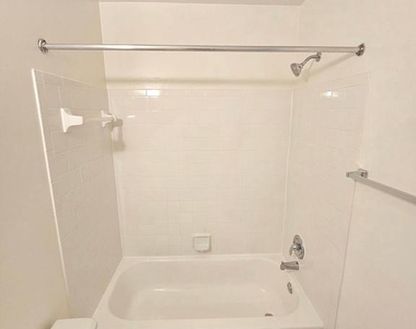 13906 Highstream Place - Photo Thumbnail 27