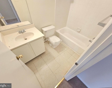 13906 Highstream Place - Photo Thumbnail 26