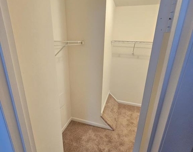 13906 Highstream Place - Photo Thumbnail 24