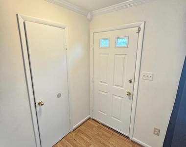 13906 Highstream Place - Photo Thumbnail 4