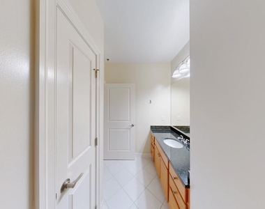38 Maryland Avenue - Photo Thumbnail 9