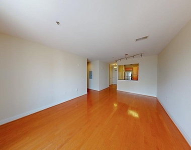 38 Maryland Avenue - Photo Thumbnail 1