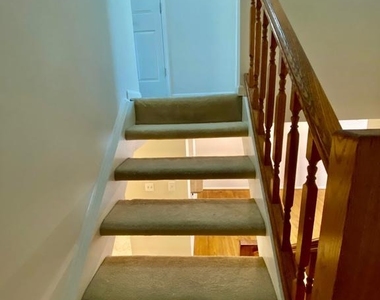 610 Coral Reef Drive - Photo Thumbnail 16