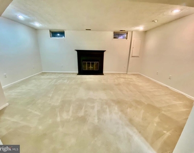 610 Coral Reef Drive - Photo Thumbnail 28