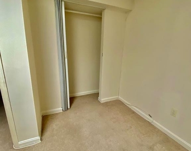 610 Coral Reef Drive - Photo Thumbnail 31