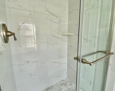 610 Coral Reef Drive - Photo Thumbnail 21