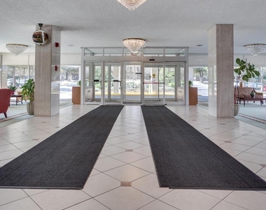 10201 Grosvenor Place - Photo Thumbnail 15