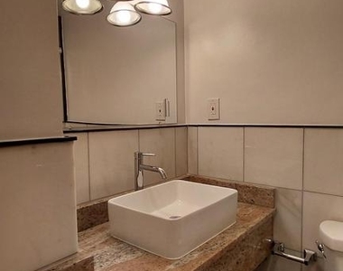 10201 Grosvenor Place - Photo Thumbnail 10