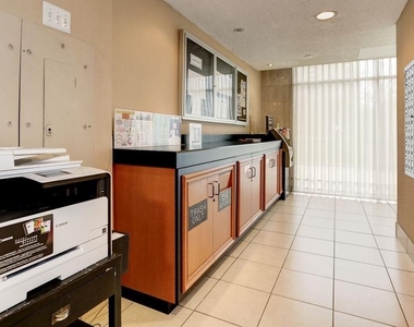 10201 Grosvenor Place - Photo Thumbnail 17